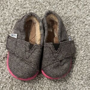 TOMS baby Moccasins in Brown Herringbone with Pink Soles